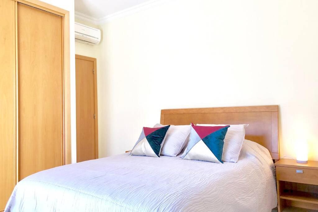 Appartement L Amazing Terrasse With Jacuzzi Encosta Da Orada
