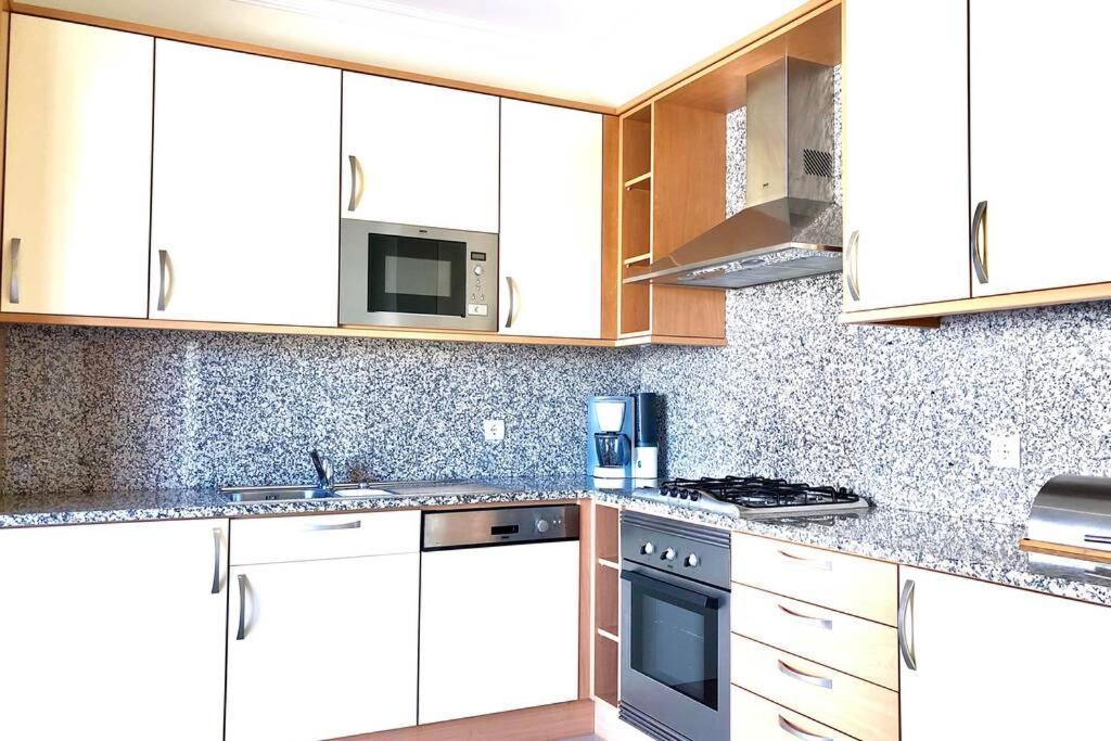 Appartement L Amazing Terrasse With Jacuzzi Encosta Da Orada Albufeira
